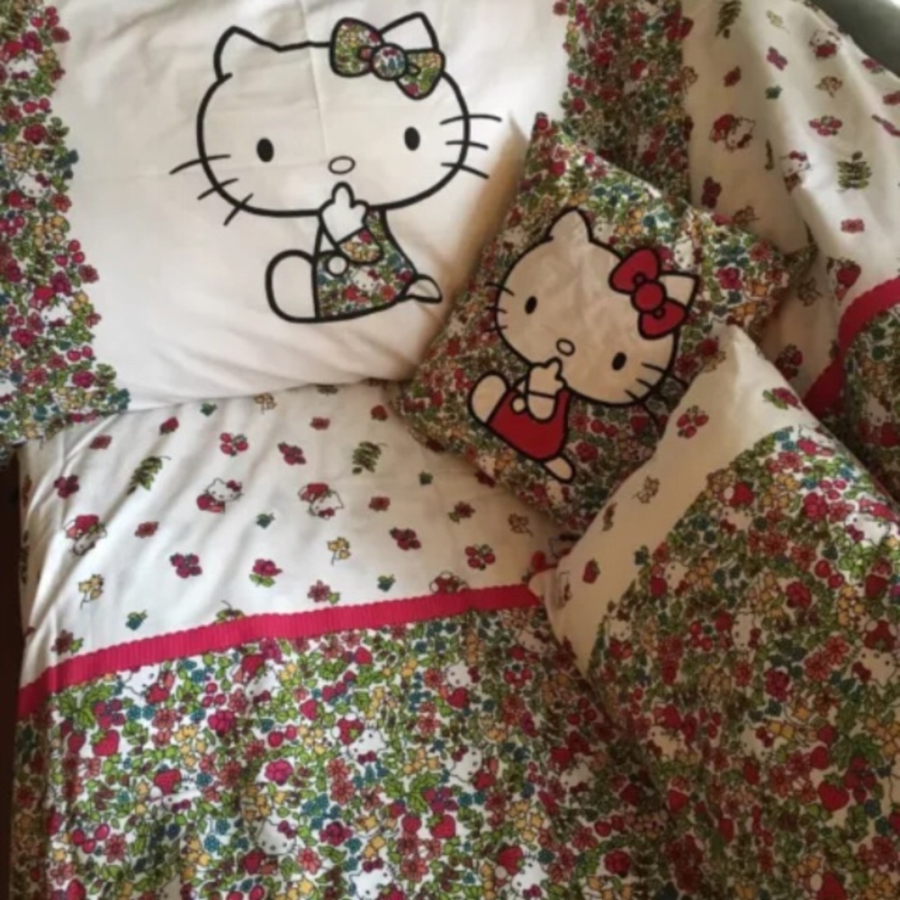 Hello Kitty x Liberty of London Twin Duvet Set